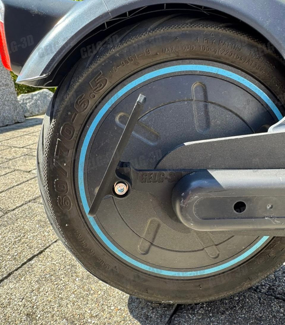 Klappbarer Kennzeichenhalter für Segway / Ninebot G30